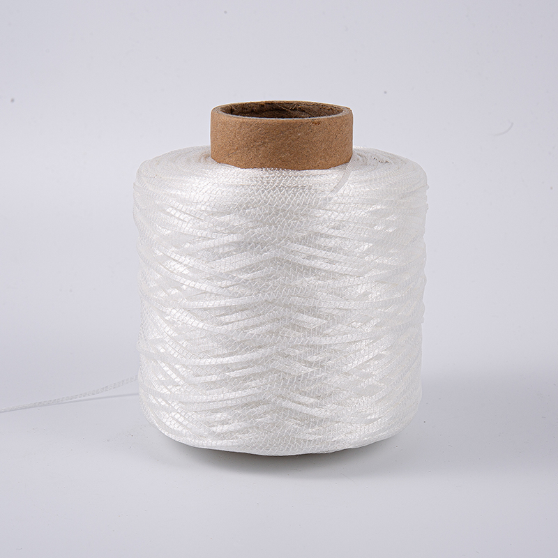 Wide texit structuram polyester yarn